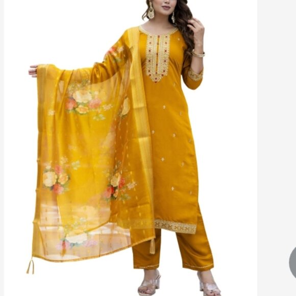 NWT Women's Viscose Roman Silk Blend Embroidered Kurta w/ Pant & Dupatta SZ 2XL - Picture 1 of 16